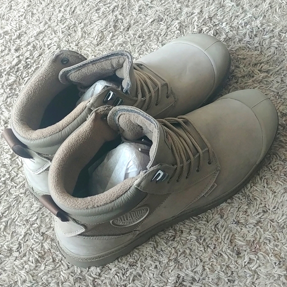 Gray Palladium leather boots - Picture 11 of 14